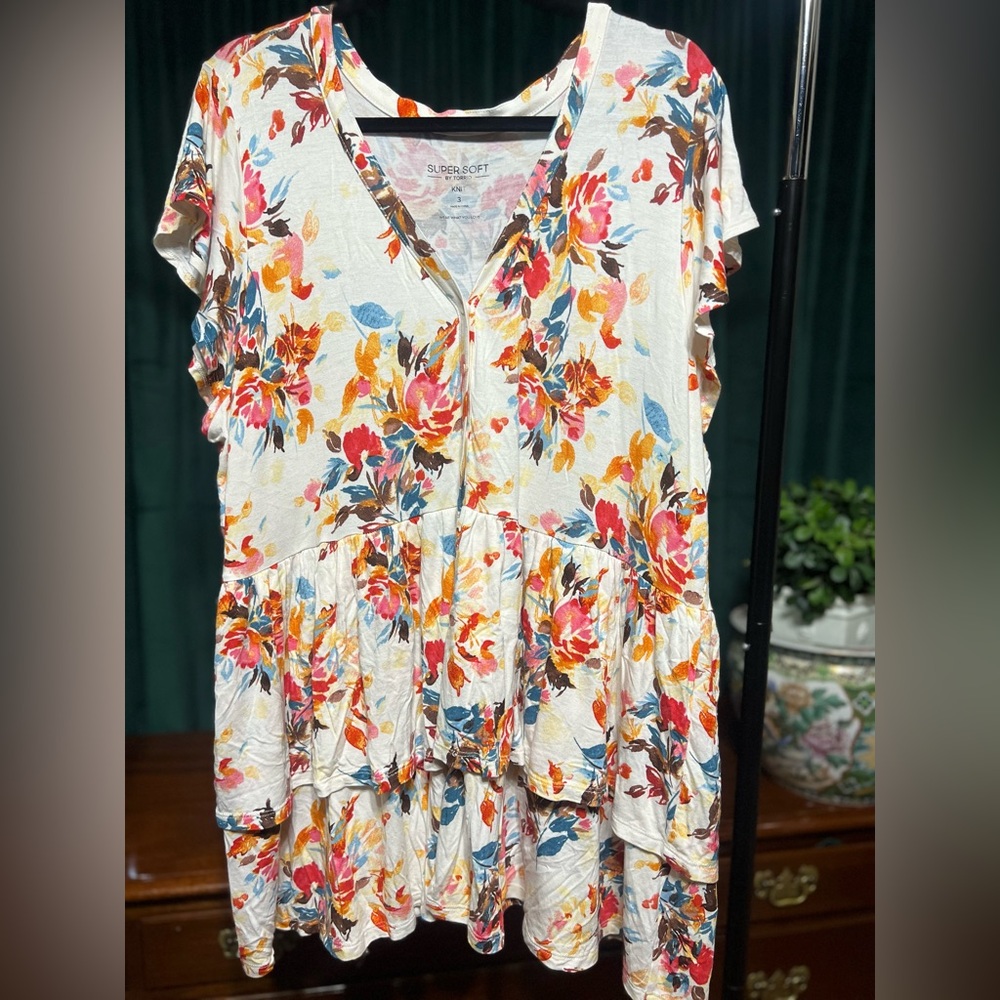 Torrid Tiered Babydoll Top - Cream and Multicolor